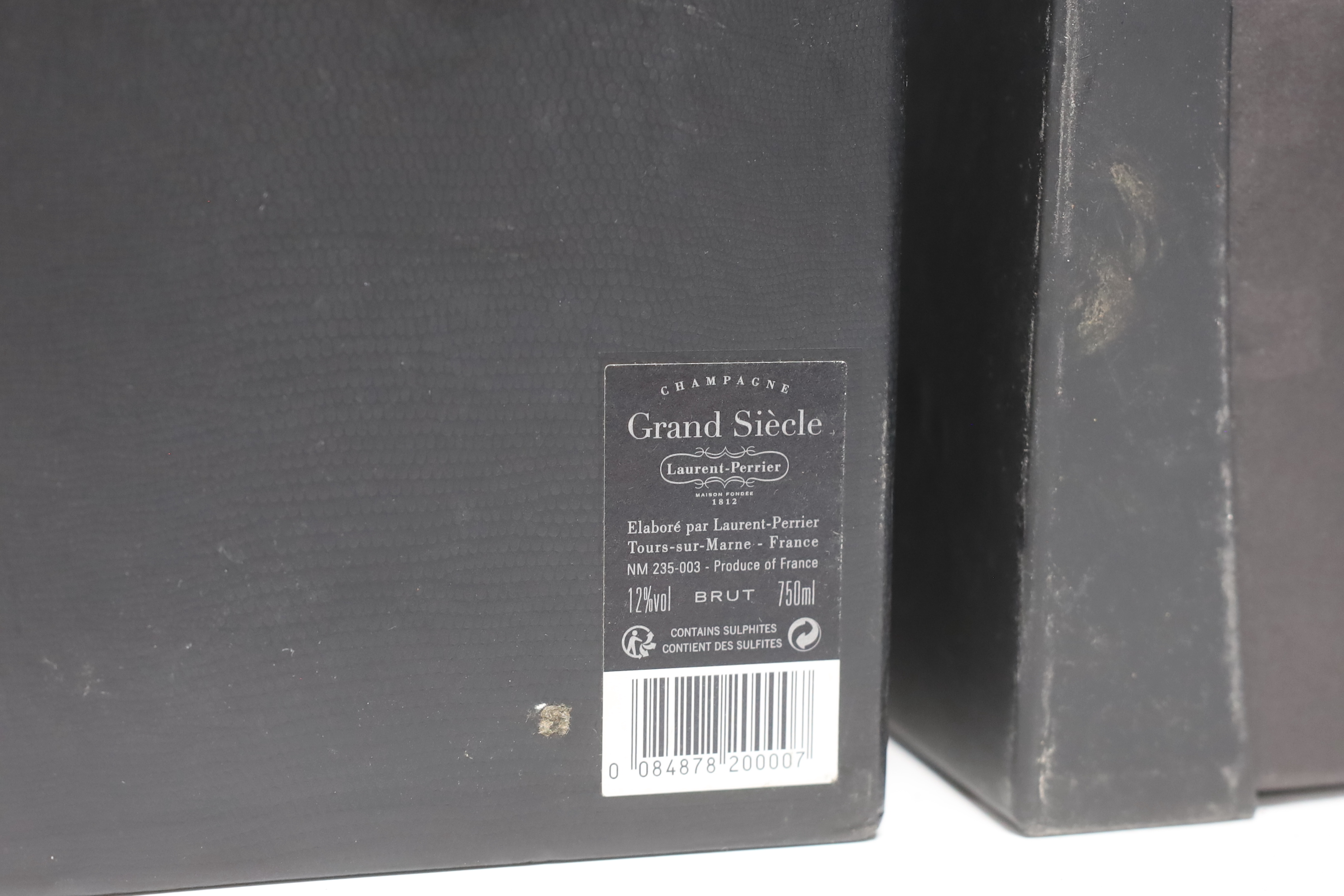 One bottle of Grand Siecle champagne with box